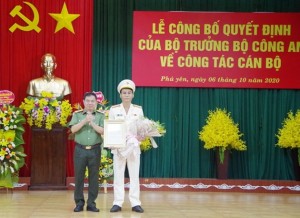 Công bố quyết định bổ nhiệm lãnh đạo Công an Phú Yên, Hòa Bình