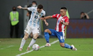 Copa America 2021: Thắng nhọc Paraguay, Argentina giành vé vào tứ kết
