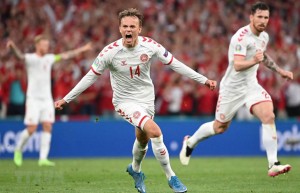 EURO 2020: Đan Mạch lách khe cửa hẹp, Áo chạm trán Ý tại vòng knock-out