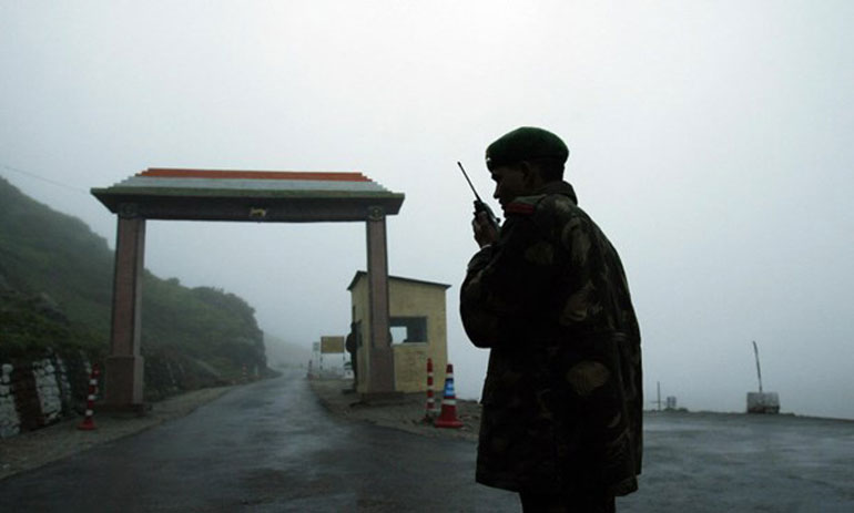 Ấn Độ, Trung Quốc nhất trí sớm rút quân ở khu vực biên giới