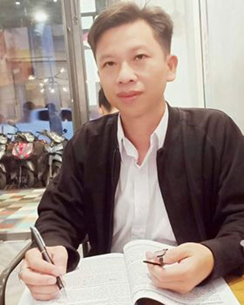 Nguyễn Văn Hòa, từ nghề giáo đến phê bình văn học