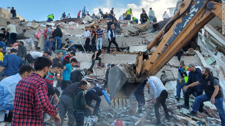 Hơn 800 người thương vong do động đất ở Thổ Nhĩ Kỳ và Hy Lạp